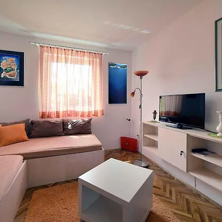 Appartement In Krk/insel Krk 12673